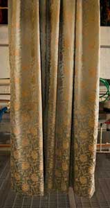 Silk drapery cleaning from cat urine odor PetPeePee provide nationwide service with 100% guarantee urine odor removal
